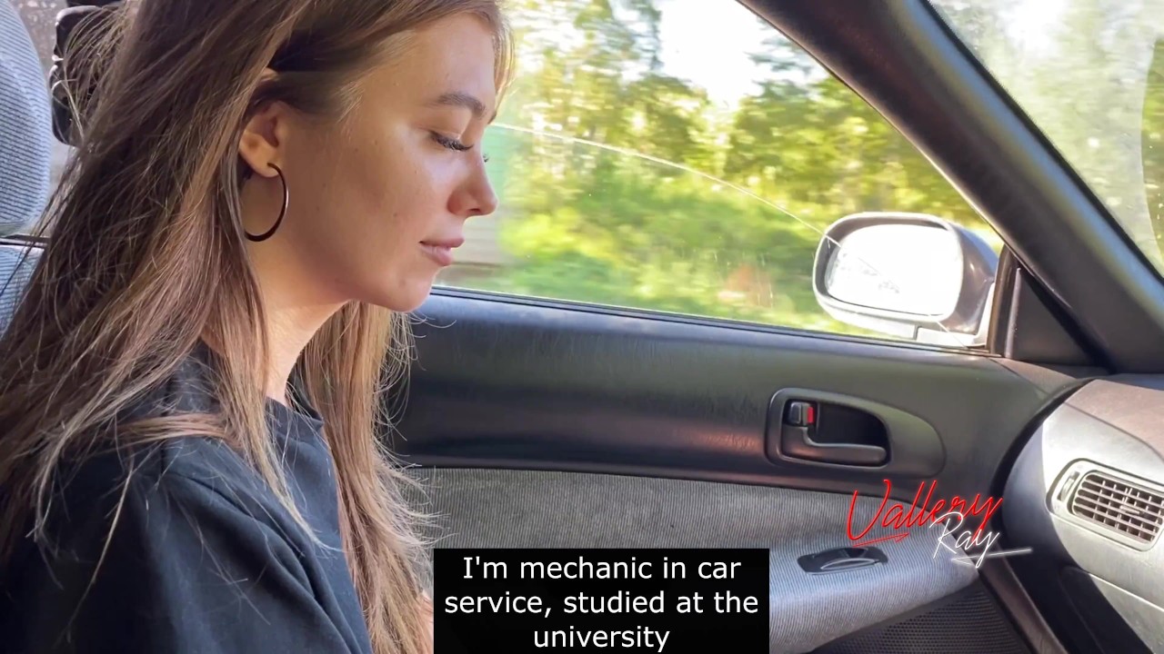SLUT MAKE BLOWJOB IN THE CAR, TREASON HER BF WITH SUBTITlES