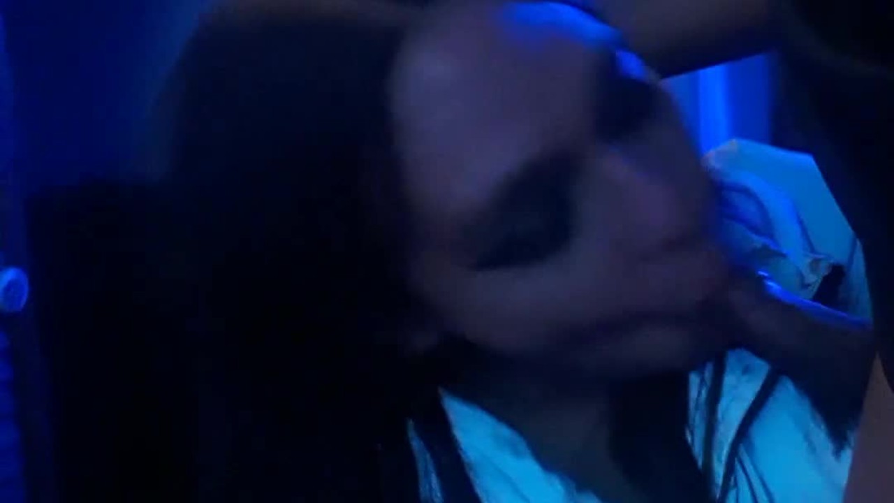 SEXO ORAL EXTREMO CON USANDO ME LA TRAGO TODA Y NOS CACHAN