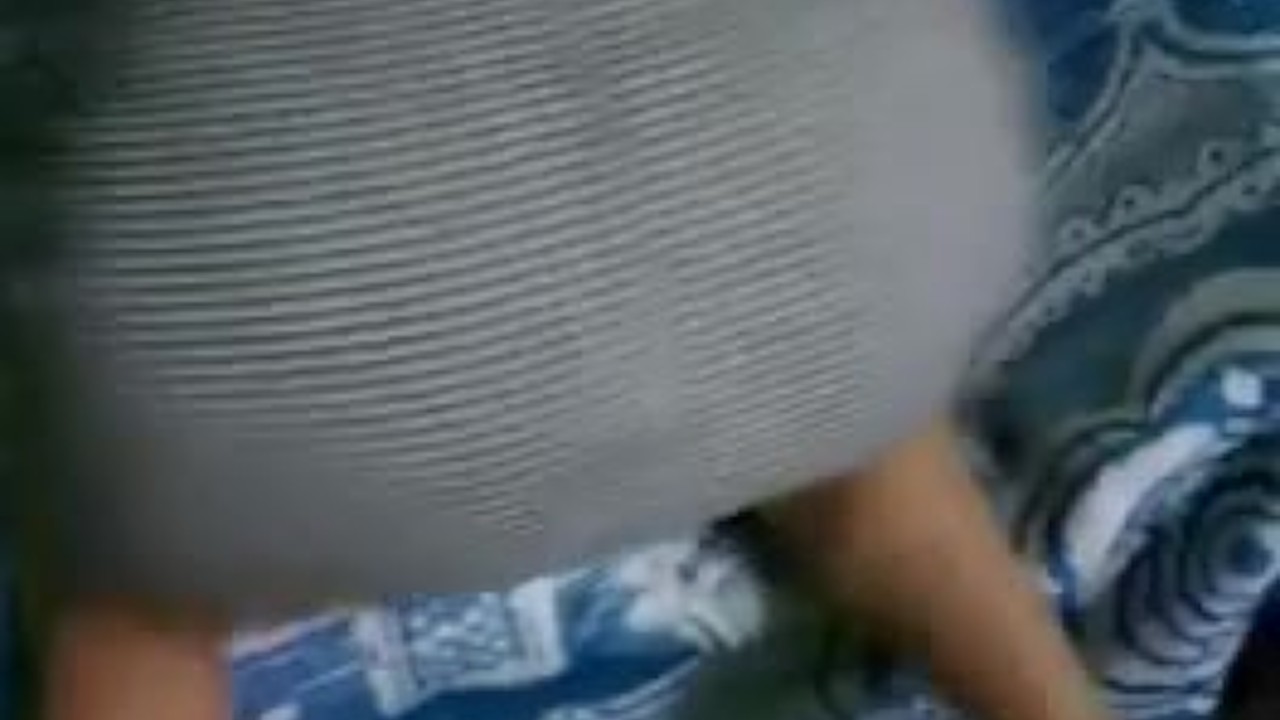 Rich hot Mexican, Leaving the club she lets herself be fucked by touching herself