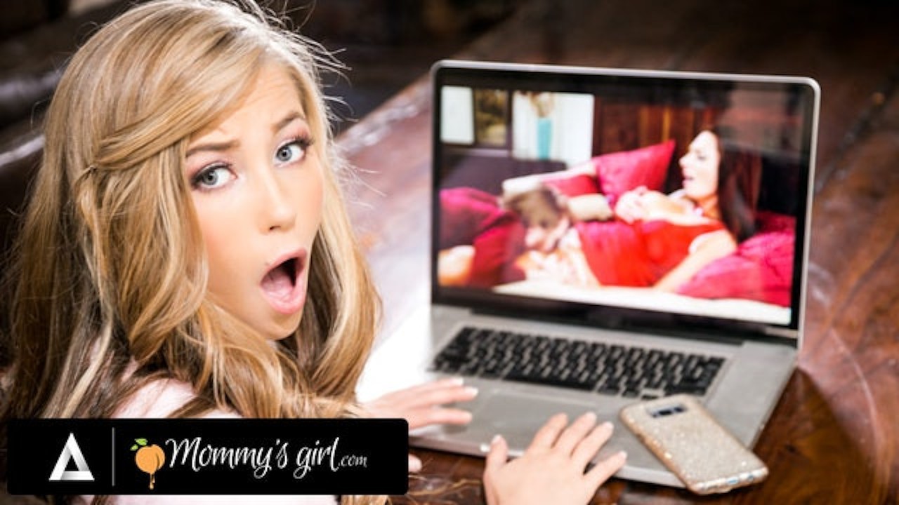 MOMMYSGIRL Mean Girl Carolina Sweets Is Willing At Anything For Stepmommy's Pussy
