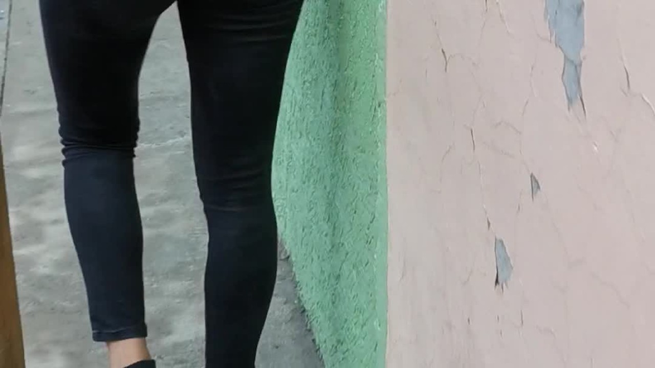 Fucking with my girlfriend's friend while on vacation