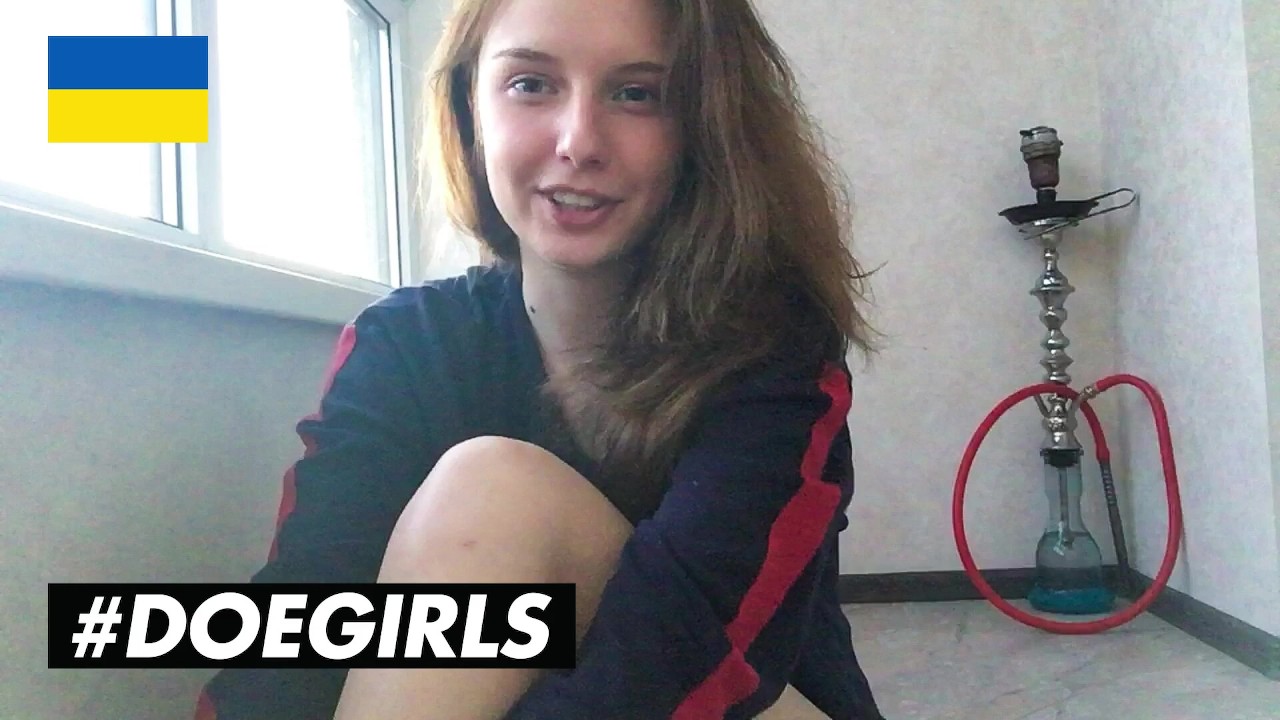 Hot Pale Babe Sienna Kim Fingering Her Pussy For Ultimate Pleasure - DOEGIRLS