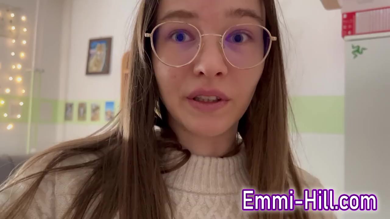 SCHOOLGIRL EXTREME SQUIRT