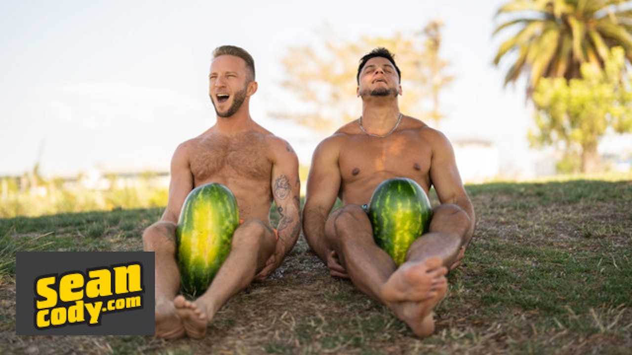 SEAN CODY - Hunk Alex Rockham Shows Off His Strength While Jason Emre Enjoys The View