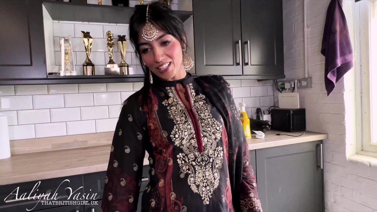 Bhabi Aaliyah Yasin gets fucked by Danny D and receives creampie