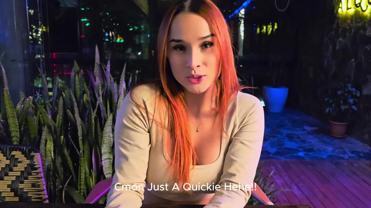COLOMBIAN TEEN has risky PUBLIC SEX with stranger in a restaurant bathroom! - Abella Olsen