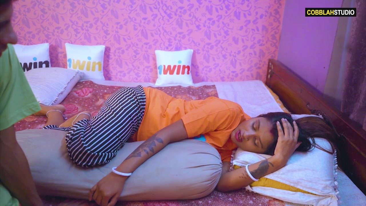 Indian Bhabhi looking for the sex from her naughty padosi