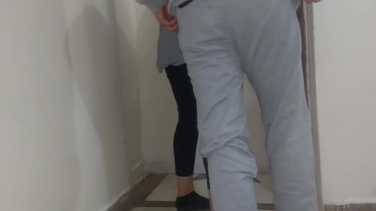 😉😉حوية ع سريع 💃🏼💃🏼جات لعندي جارتنا🧕🏻 مطلقة حويتها وهي واقفة وااااو ع طبون احححححححح🥵🥵🥵💦