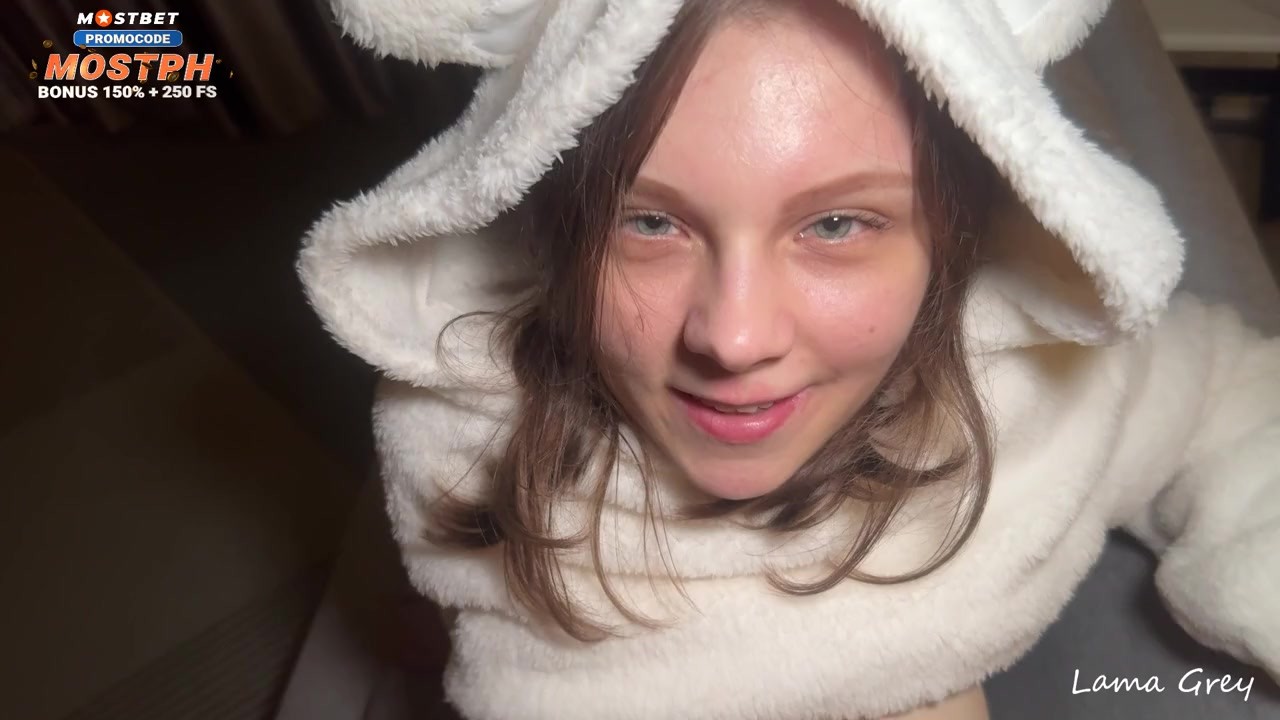 I WISH THEY WERE ALWAYS THIS CUTE - Lama Grey